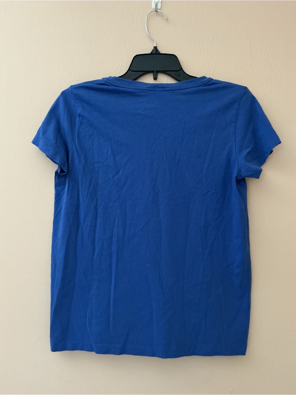 Ralph Lauren V-Neck Tee in Royal Blue with Pink Logo - Picture 2 of 8
